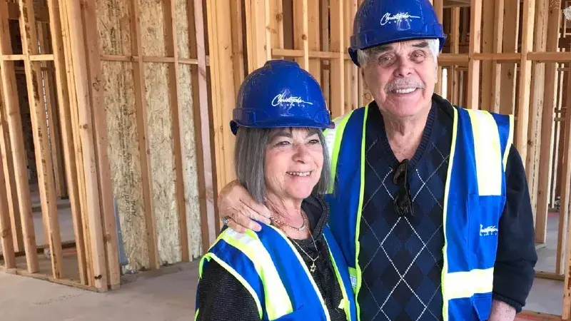 Gail and Harvey Godorov: Vu Pointe Homeowners