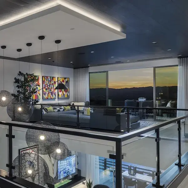 SkyVu Luxury Estate Home Collection
