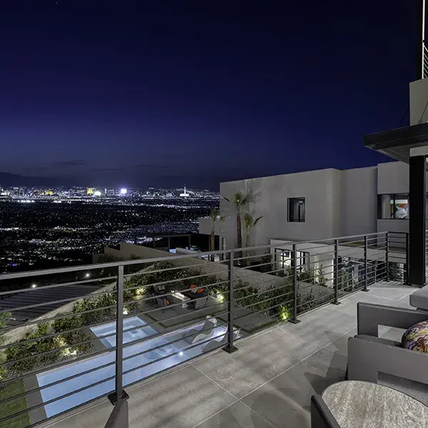 balcony
