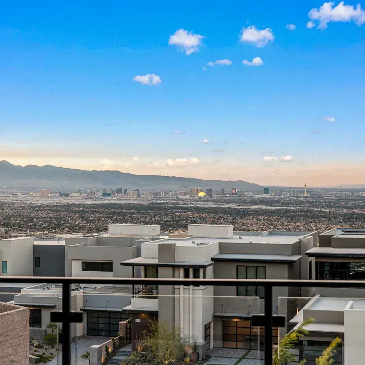 SkyVu Home 218 - Sunset View