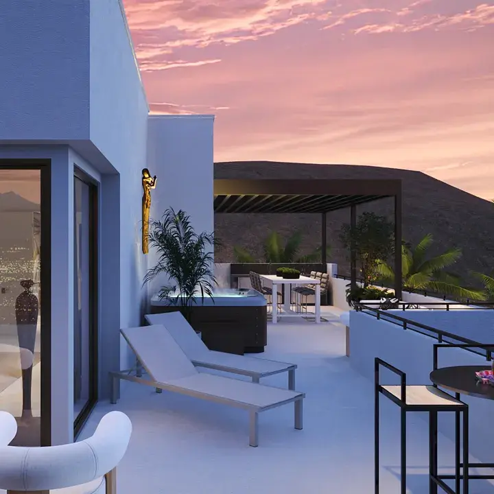 SkyVu 219 - Deck with a View