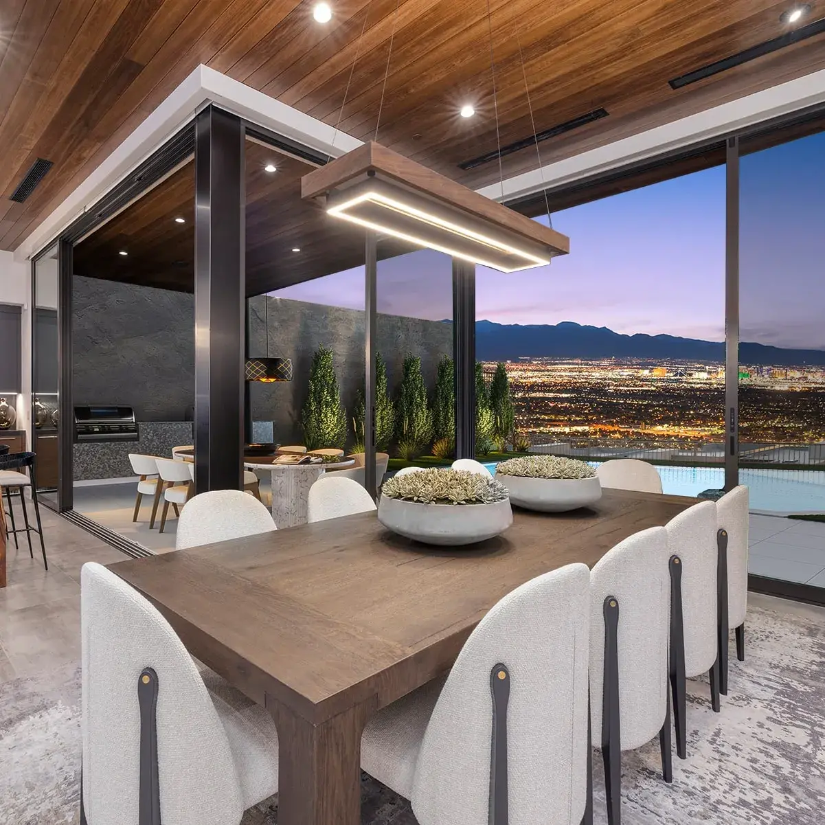 SkyVu Residence 2 - Dining Room