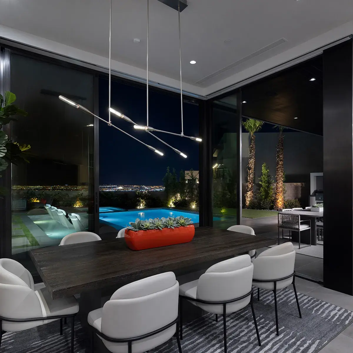 SkyVu 207 - Dining Room (Mobile)