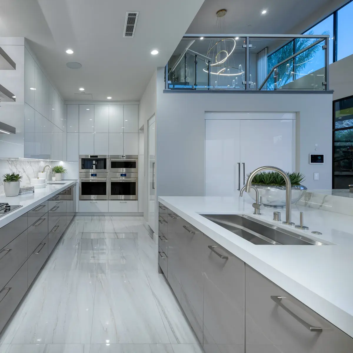 SkyVu 215 - Kitchen 2