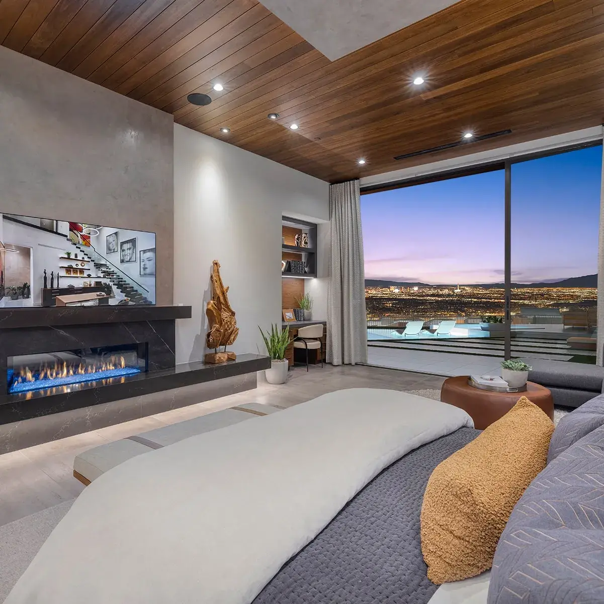 SkyVu Residence 2 - Master Suite