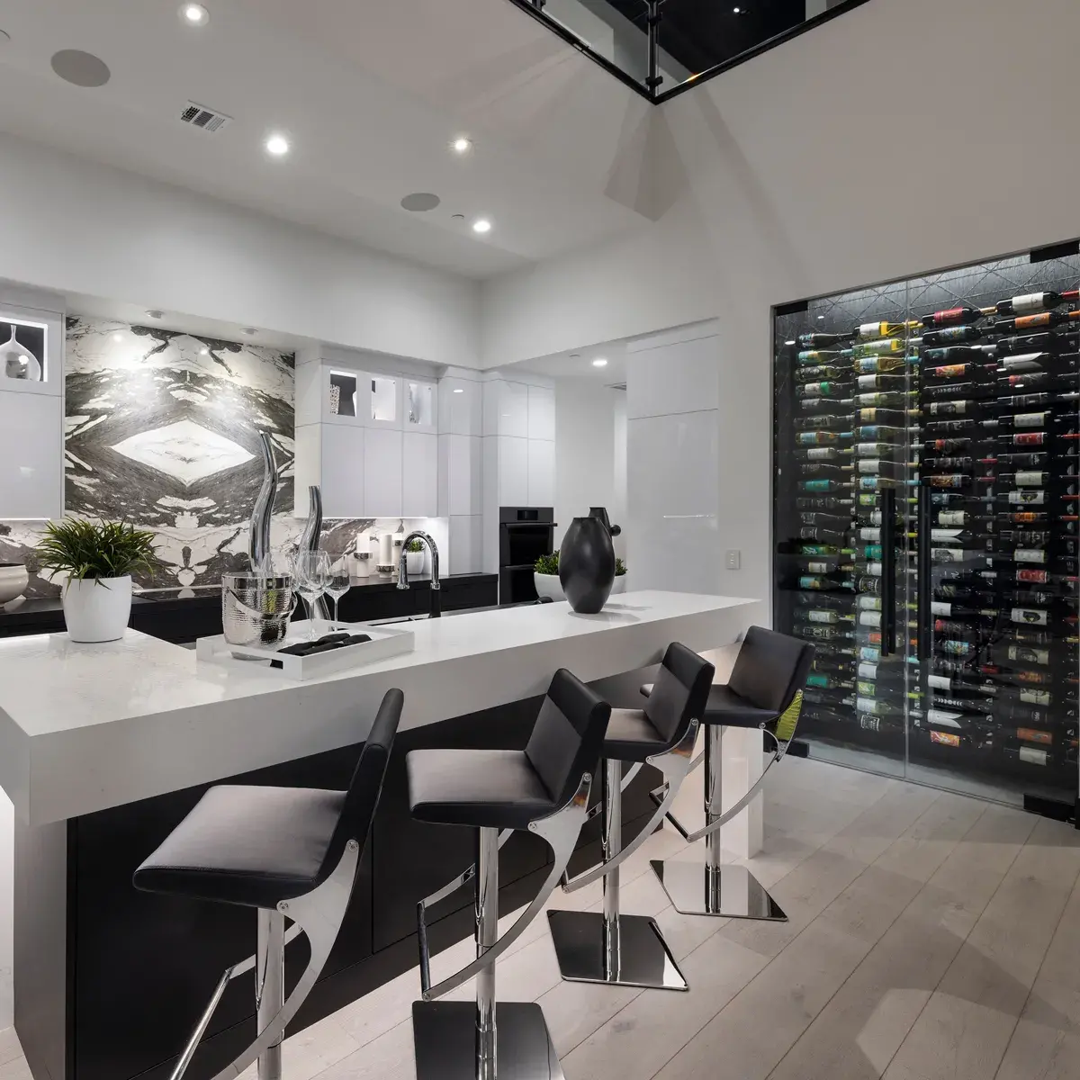 SkyVu - Home 200 Kitchen and Wine