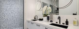 SkyVu Home 218 Suite Bath