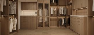 SkyVu Home 202 - Walk-In Closet