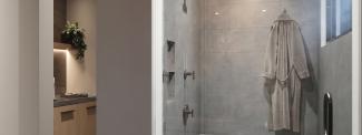 SkyVu 208 - Master Shower